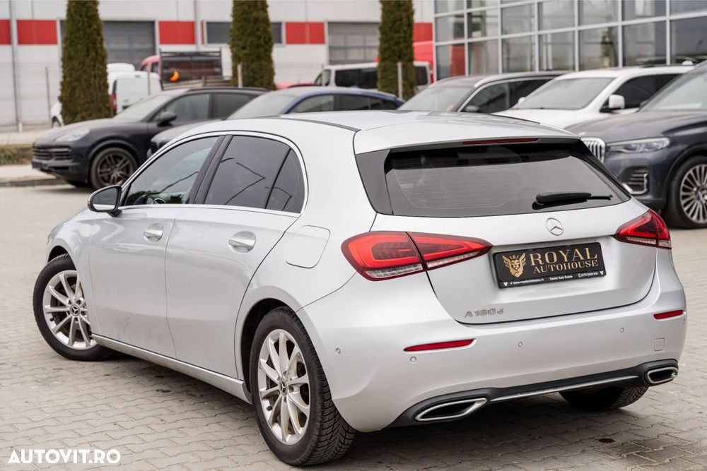 Mercedes-Benz A 180 d 7G-DCT - 3