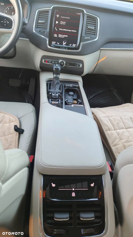 Volvo XC 90 T6 AWD Momentum 7os - 36