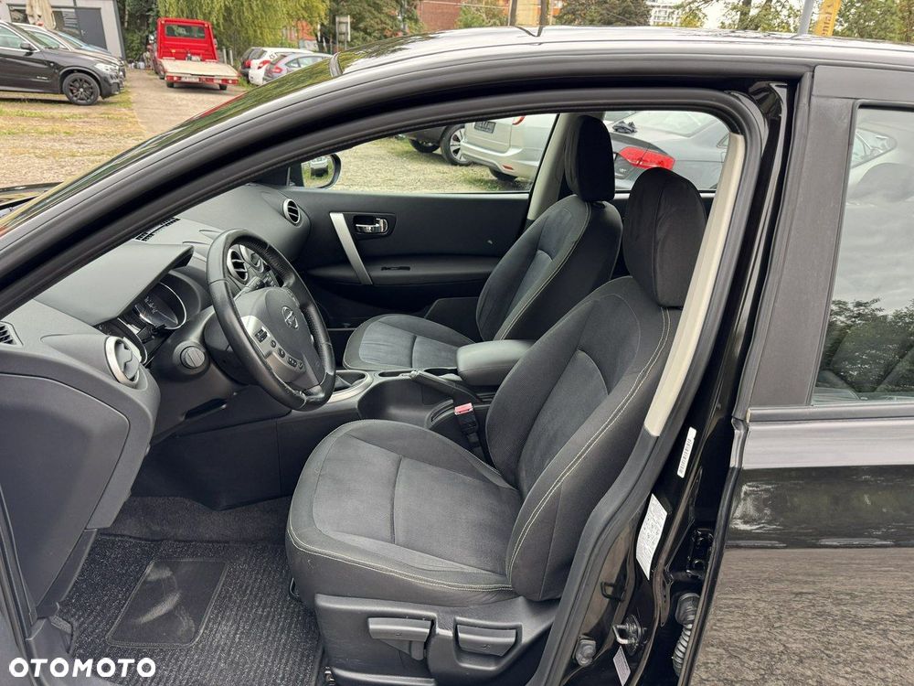 Nissan Qashqai - 23
