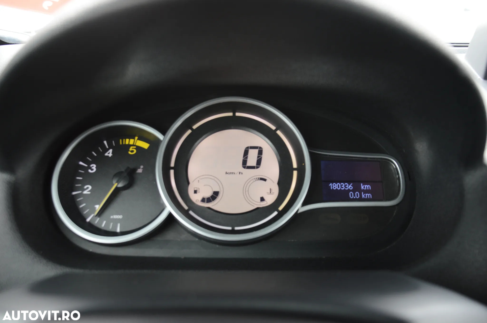 Renault Megane dCi 110 FAP Expression - 7