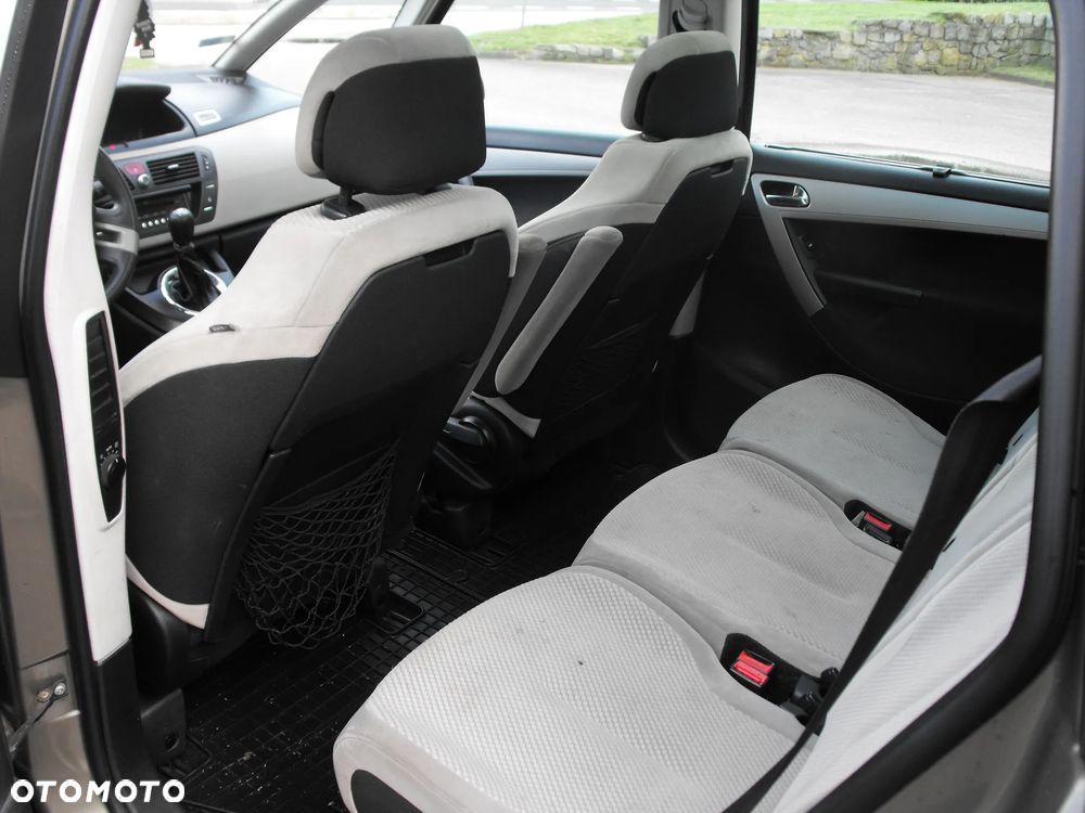 Citroën C4 Picasso - 10