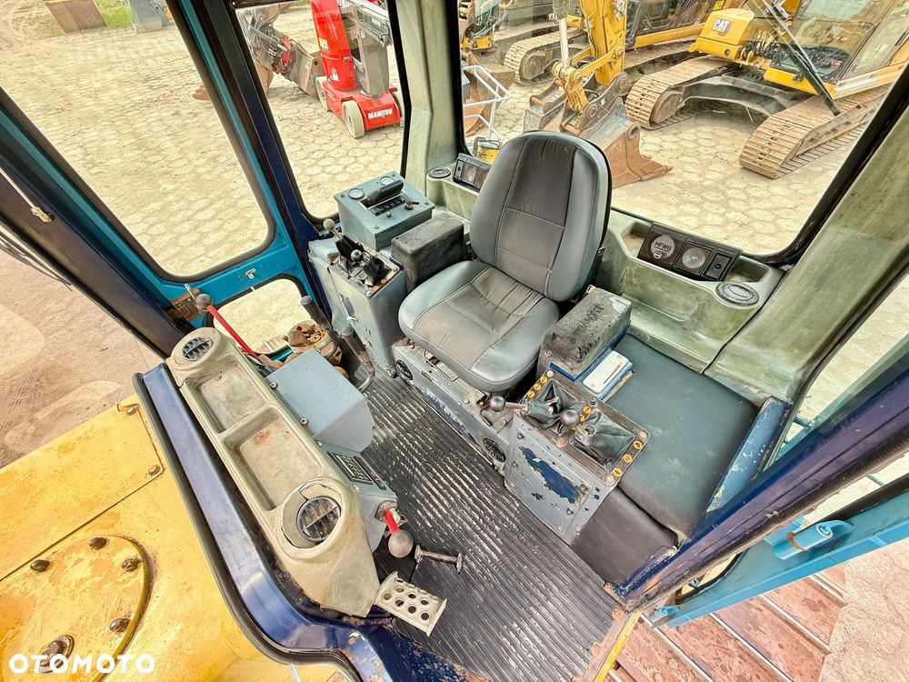 Hanomag spycharka gąsienicowa D680 E LGP 19 ton . 2 SZTUKI. LECA 3D Tachimetr - 13