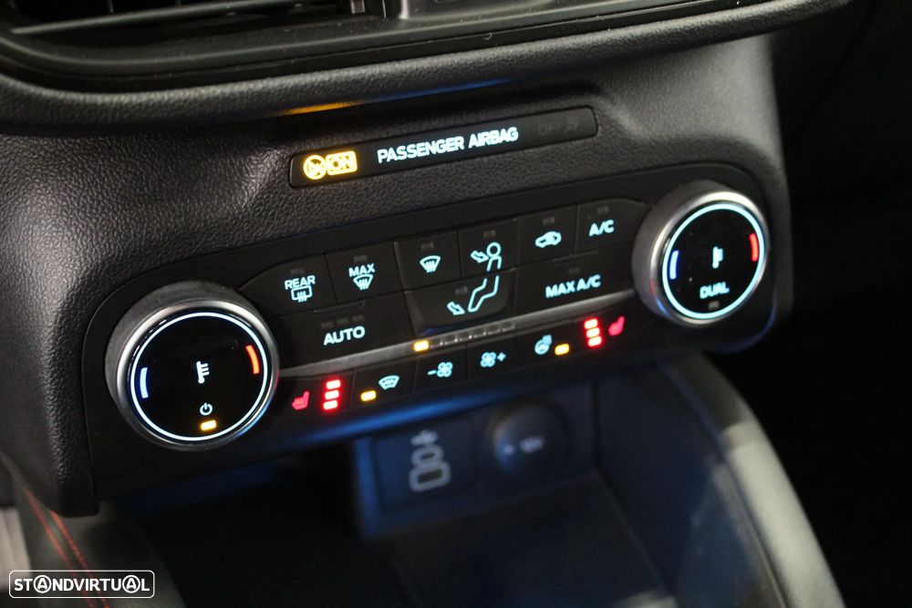 Ford Kuga 1.5 EcoBoost ST-Line - 14