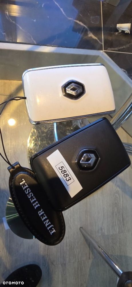 Renault Grand Scenic - 10