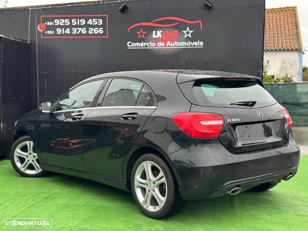 Mercedes-Benz A 180 CDI (BlueEFFICIENCY) Urban - 3