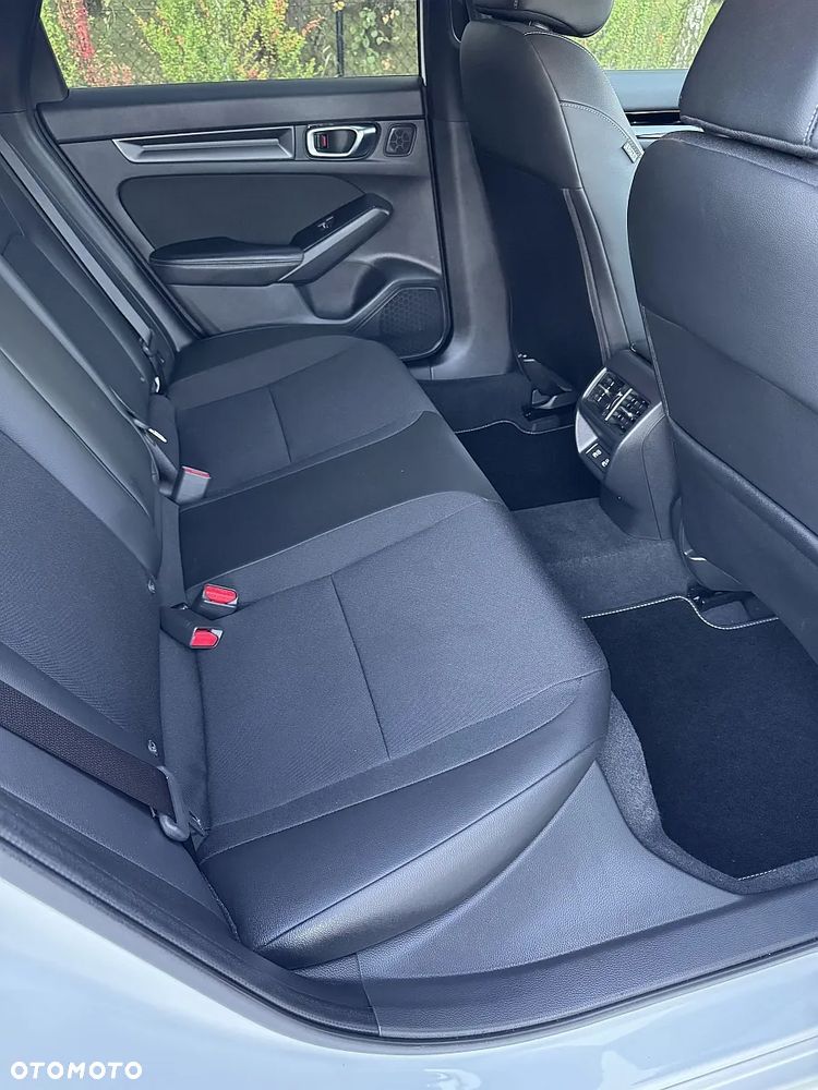 Honda Civic 2.0 i-MMD Hybrid Sport - 27