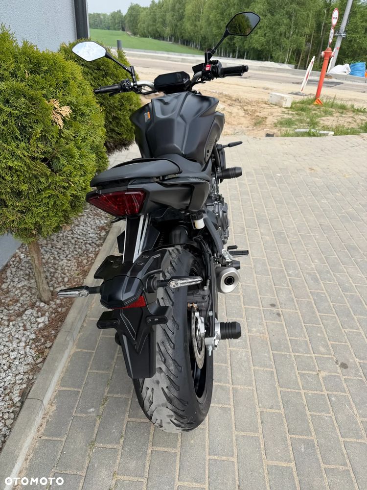 Yamaha MT - 29