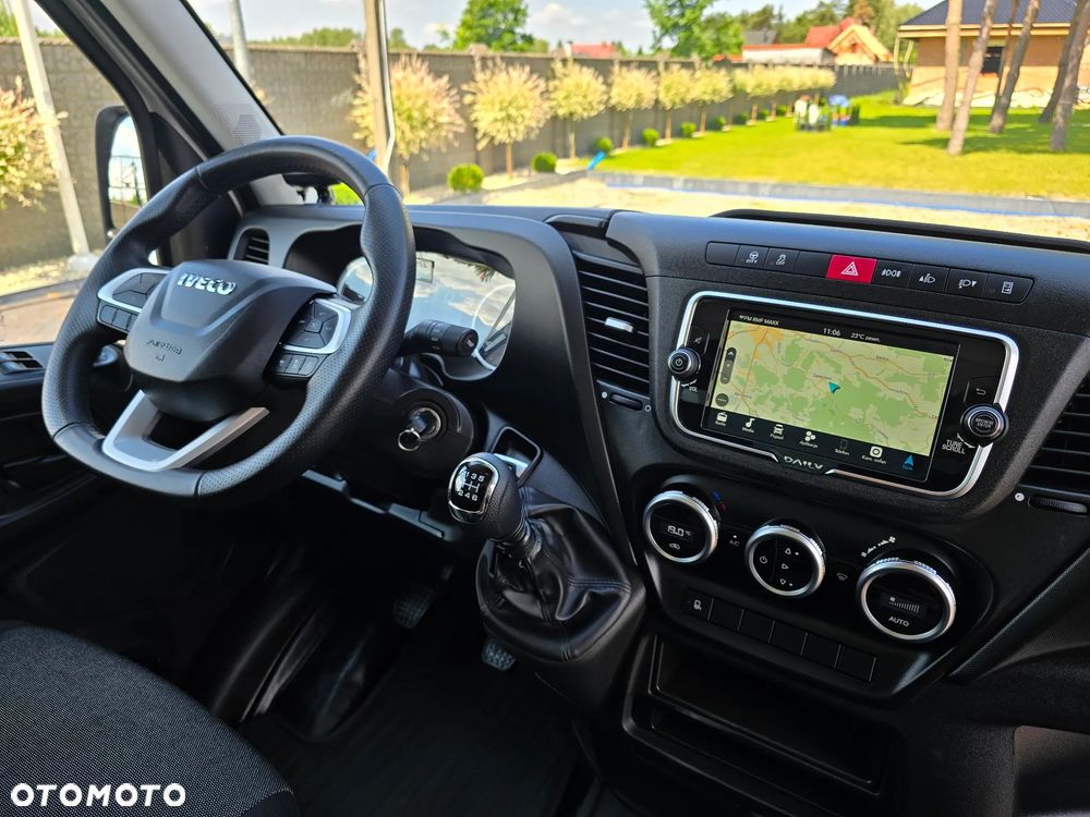 Iveco DAILY 50C18 MROŻNIA 8-PALETOWY + WINDA.1Tona AGREGAT Carrier -20*C +20*C 183Tyś km SERWIS DO OSTATNIEGO Km ASO IVECO SALON PL BOGATA OPCJA WYPOSAZENIA LED NAVI AKTYWNY TEMPOMAT FOTEL KIEROWCY PNEŁMATYCZNY - 3