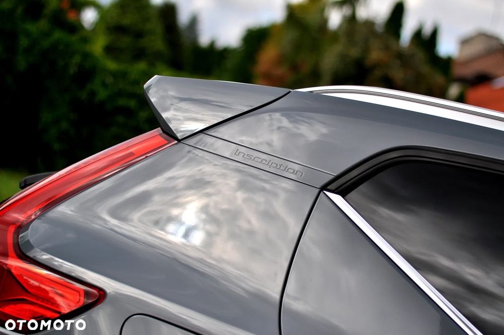 Volvo XC 40 T3 R-Design - 9