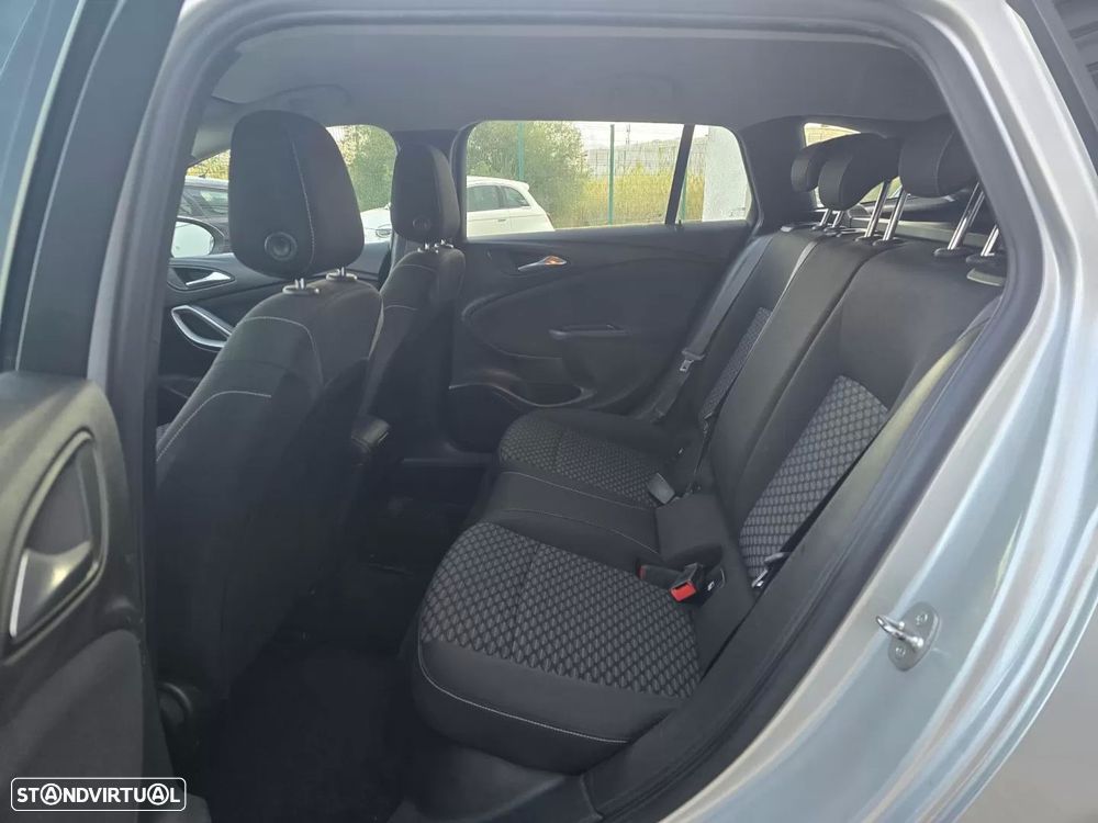 Opel Astra Sports Tourer 1.5 D Business Edition S/S - 9