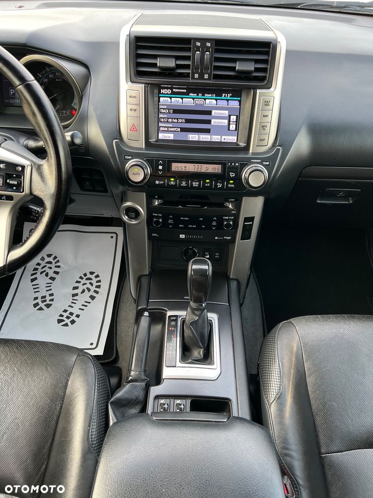 Toyota Land Cruiser LC 3.0 D-4D Prestige - 7