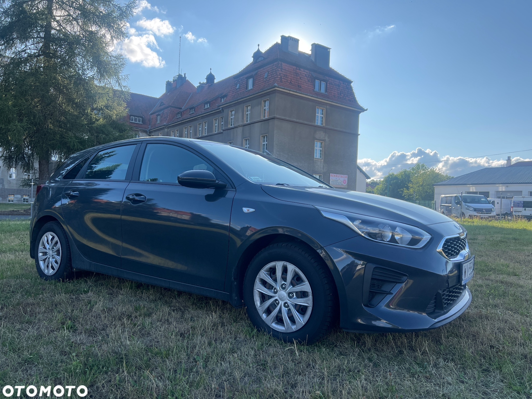 Kia Ceed - 4