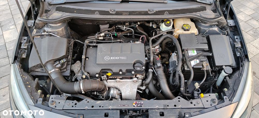 Opel Astra 1.4 Turbo Active - 30