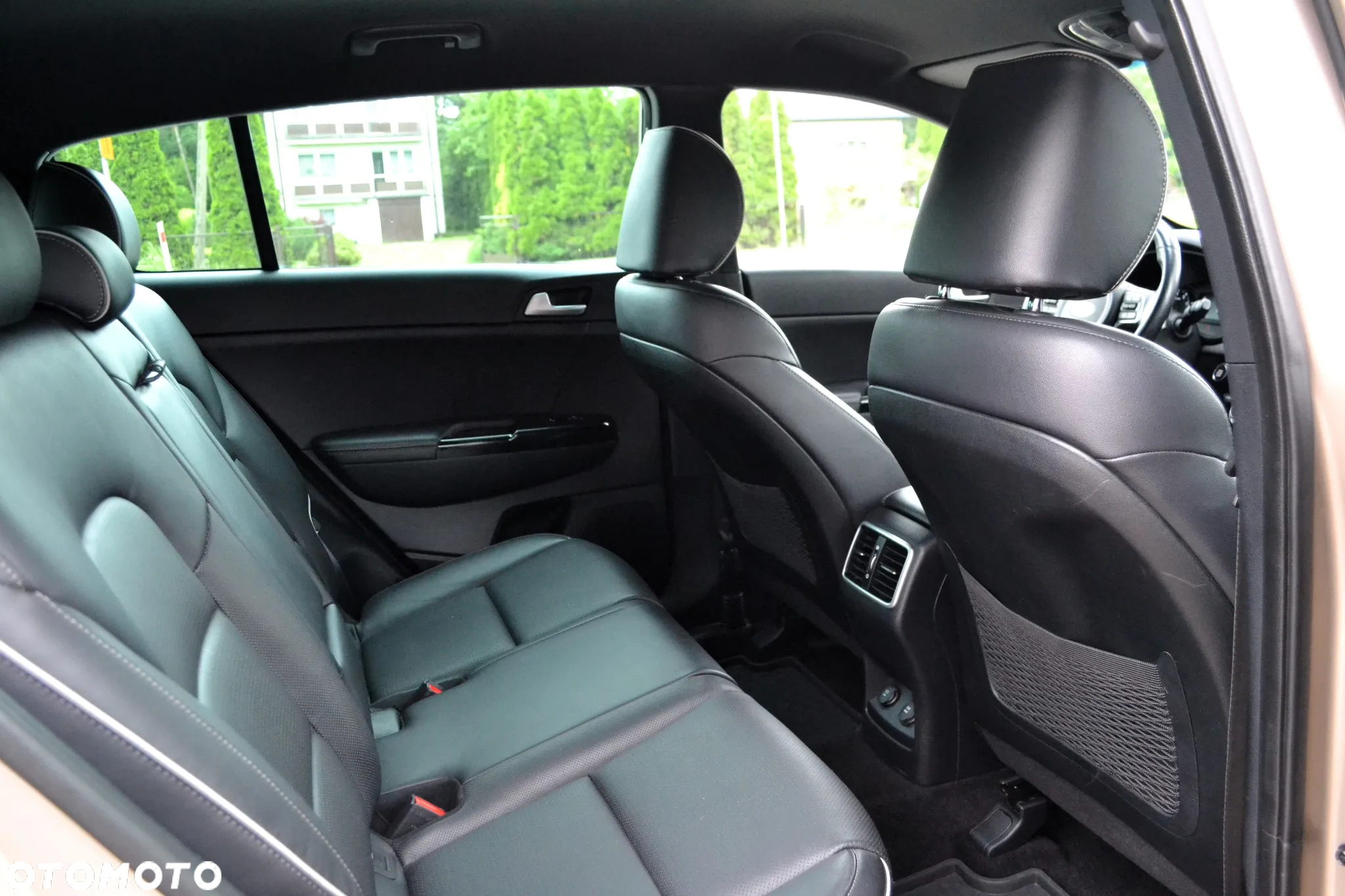 Kia Sportage 1.6 T-GDI AWD DCT GT LINE - 10
