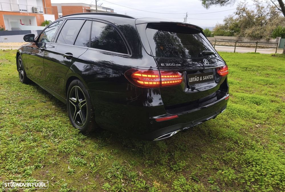 Mercedes-Benz E 300 de AMG Line - 3