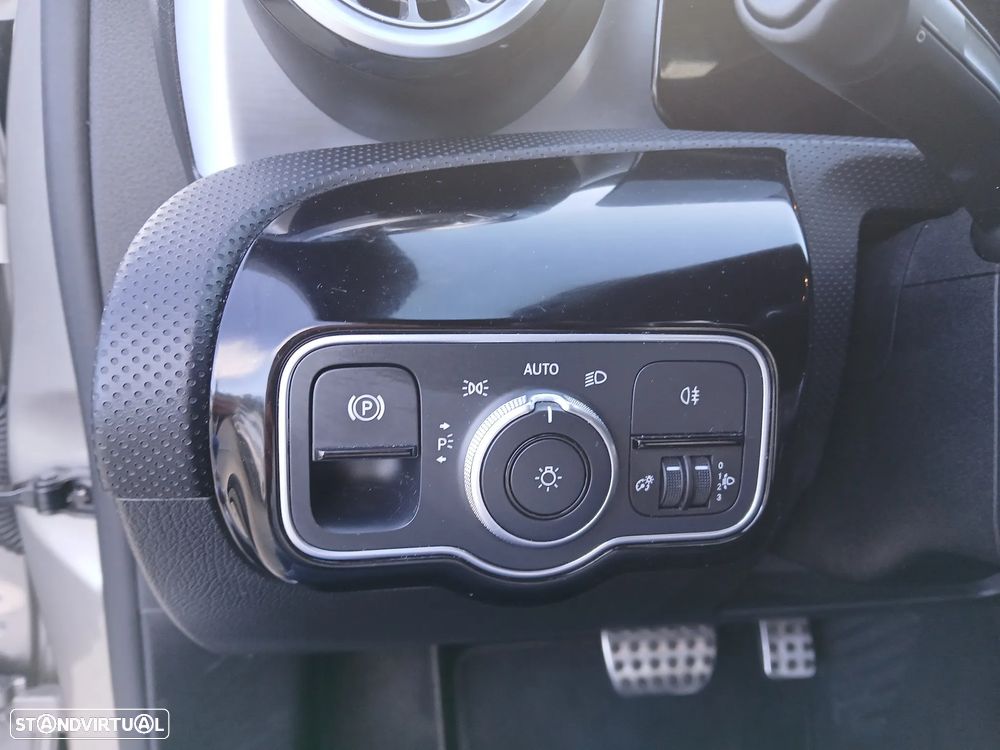 Mercedes-Benz A 250 e 8G-DCT Lim. Special Edition - 24