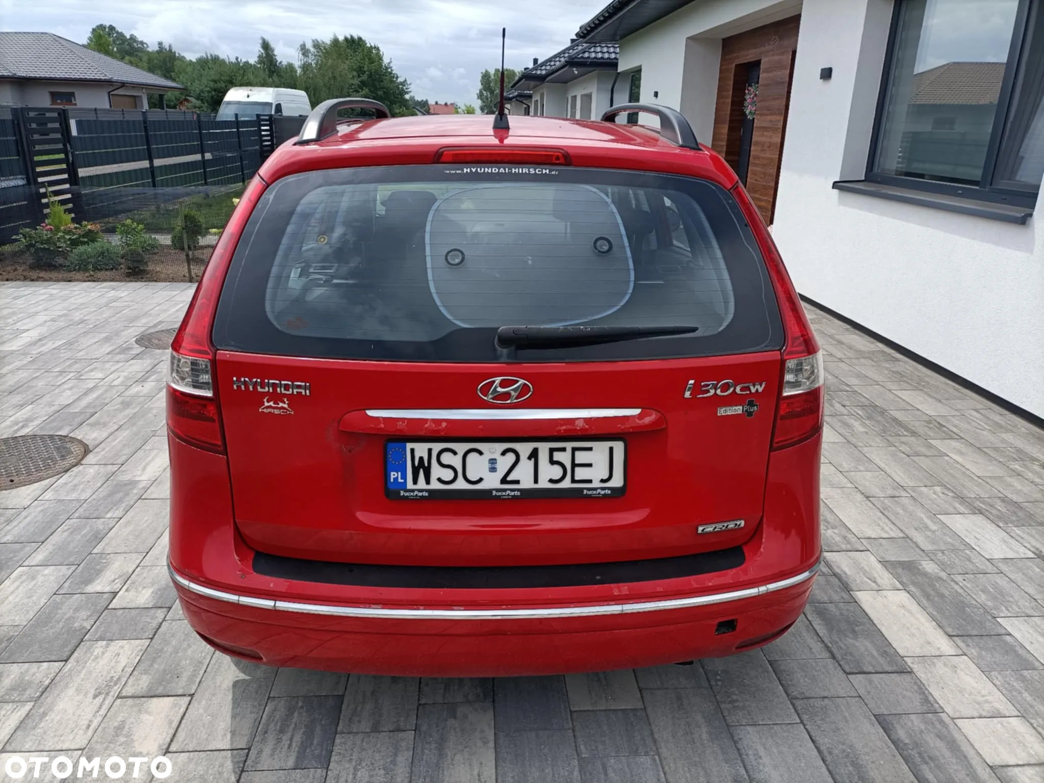 Hyundai i30 1.6 CRDi Base + - 3