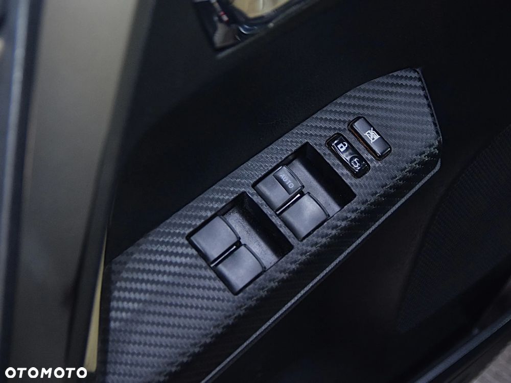 Toyota RAV4 2.0 D-4D Active - 19