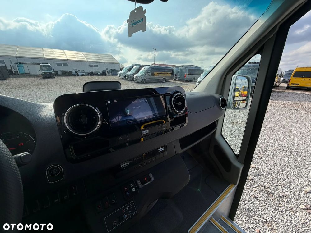 Mercedes-Benz Sprinter CITY - 25