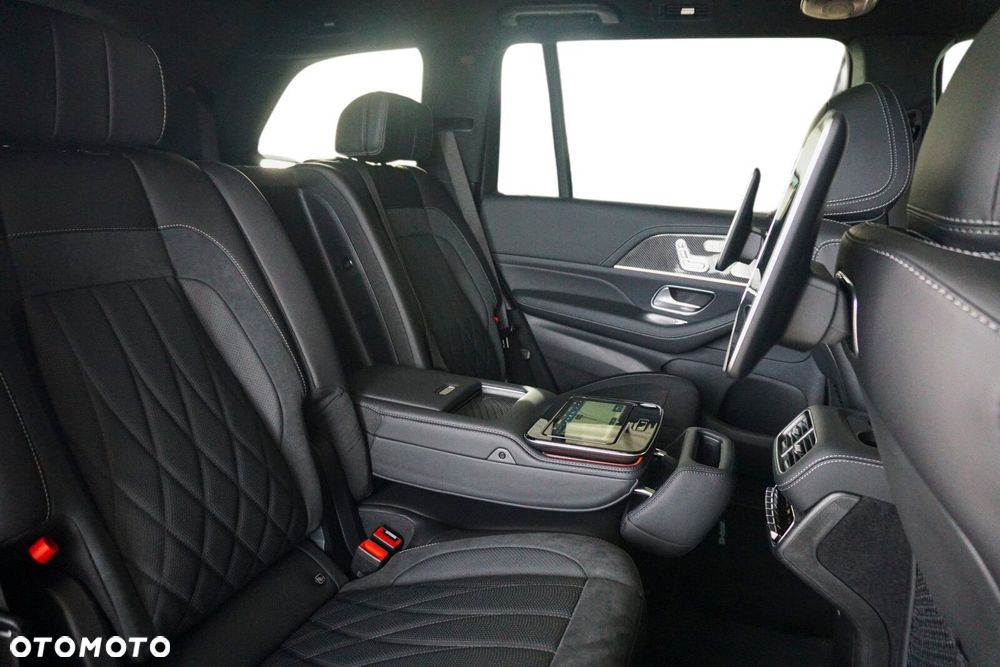 Mercedes-Benz GLS - 24