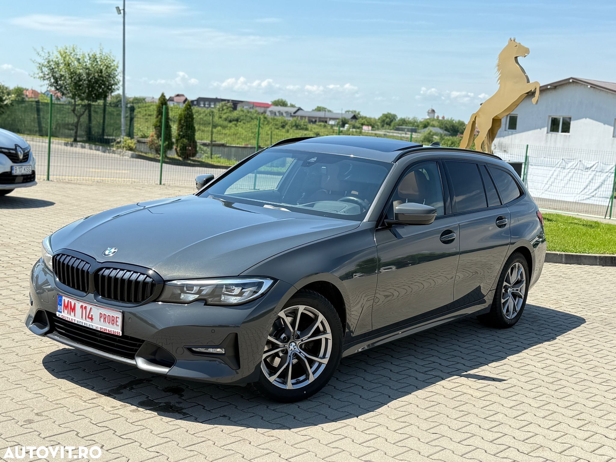 BMW Seria 3 318d Touring Aut. M Sport - 1