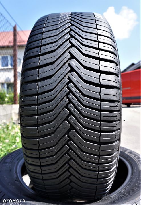 2x Michelin CrossClimate+ 225/55R18 102V XL W205 - 3