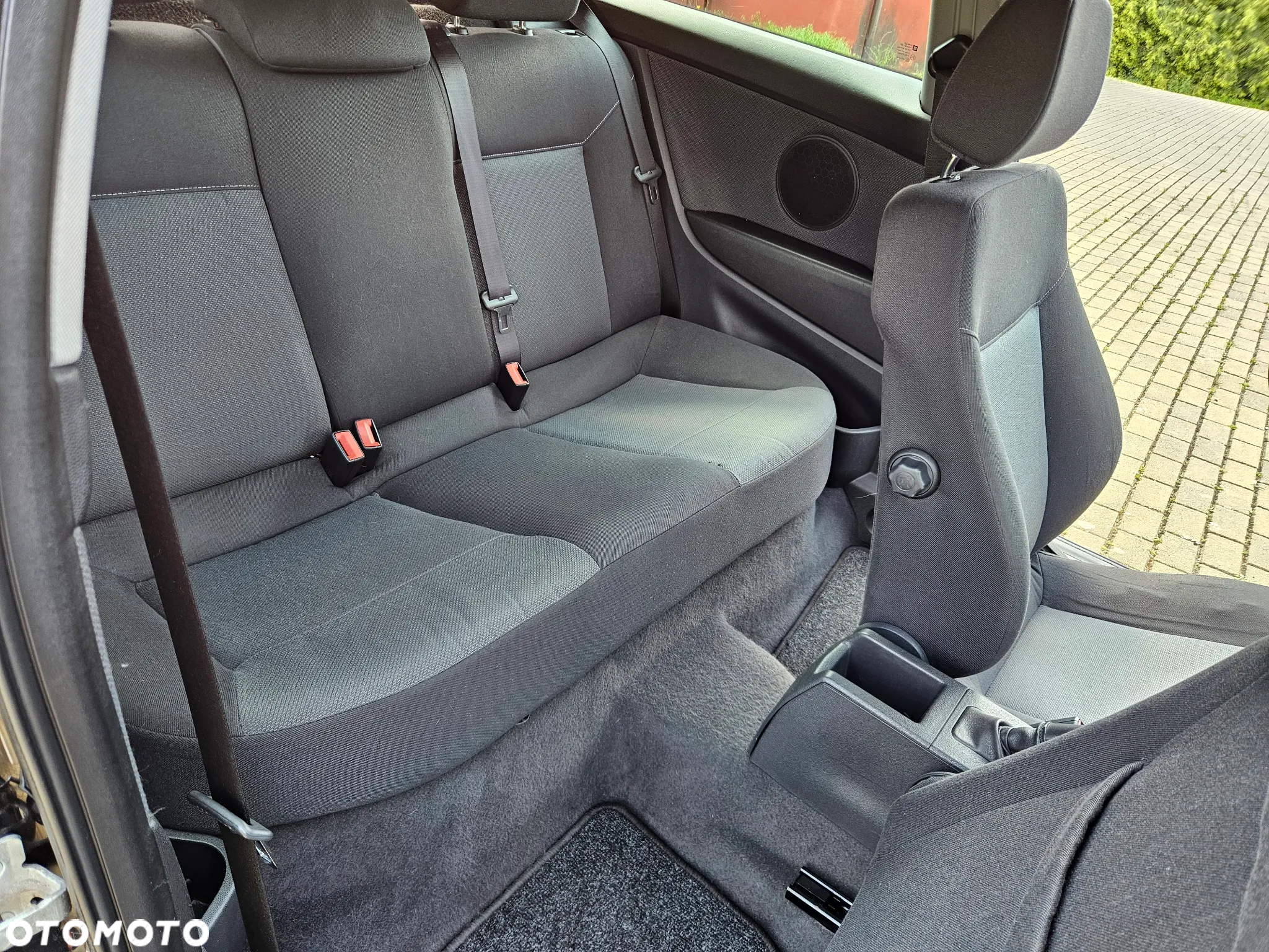 Opel Astra III GTC 1.7 CDTI 111 - 26