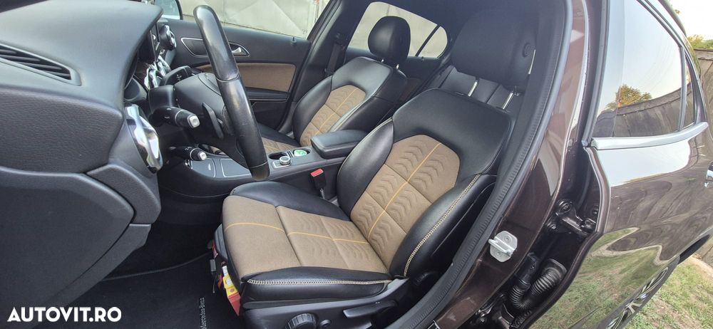 Mercedes-Benz GLA 200 d 4MATIC Aut. - 1