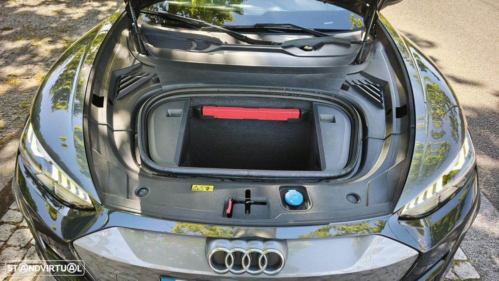 Audi e-tron GT quattro - 9