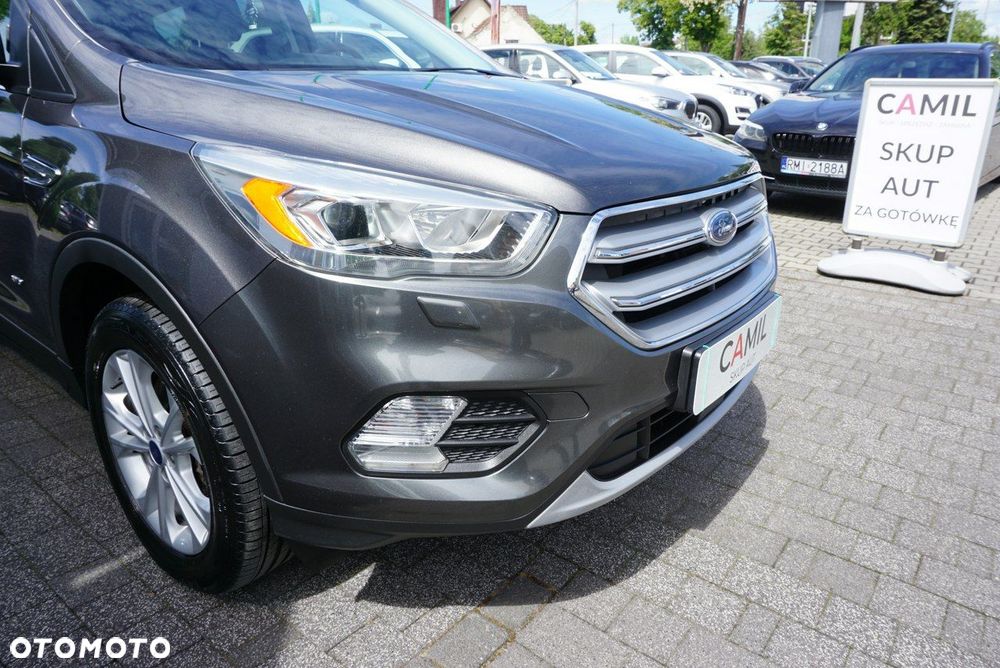 Ford Kuga - 31