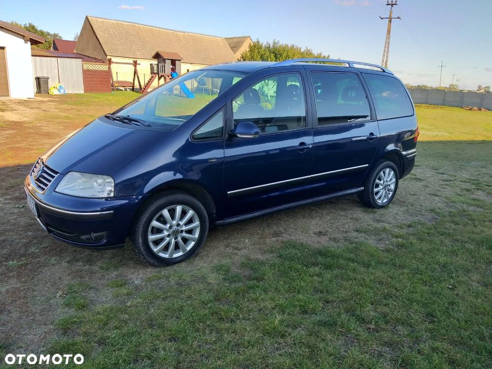 Volkswagen Sharan 1.9 TDI Highline - 10