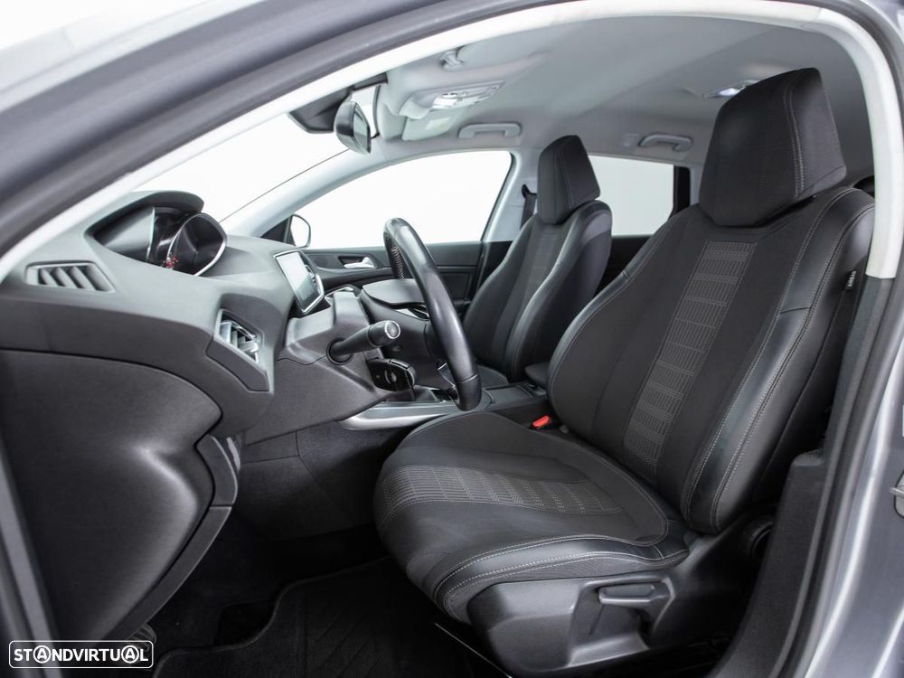 Peugeot 308 SW 1.2 PureTech Allure - 8