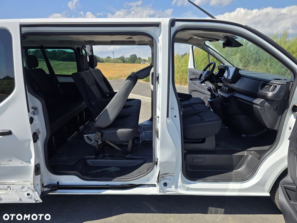 Renault Trafic 2.0 dCi Escapade - 11