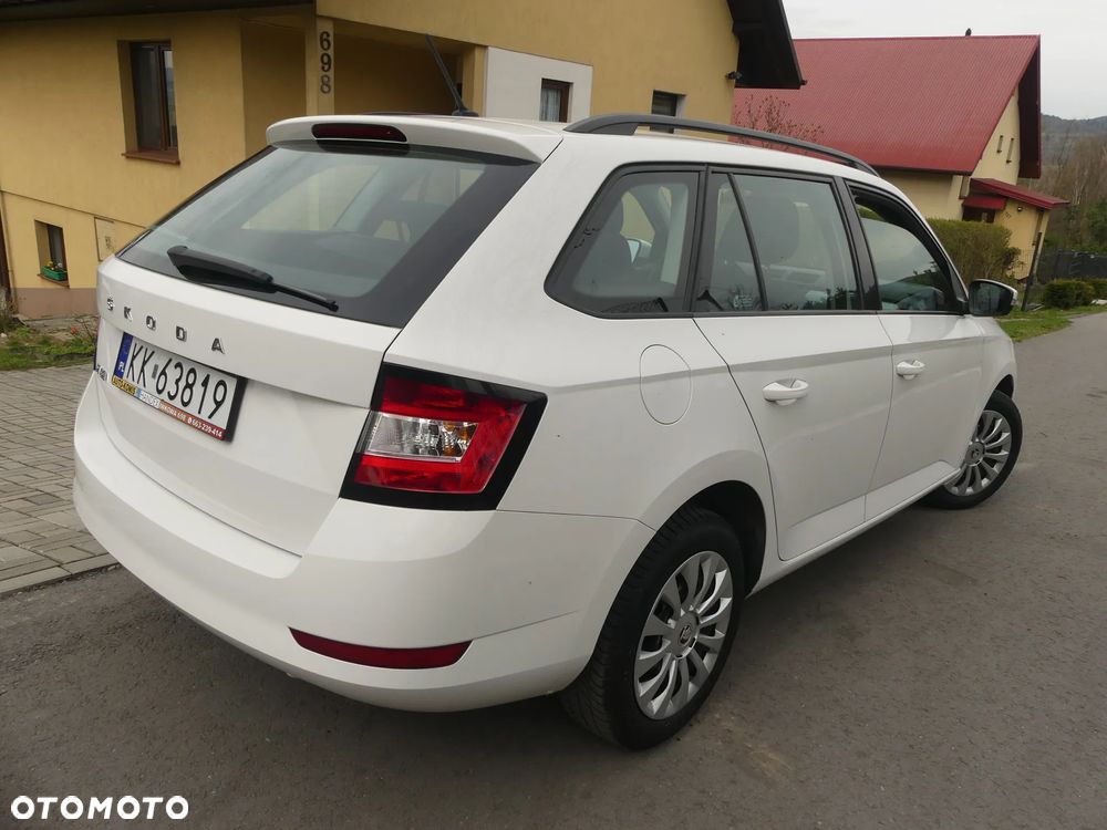 Skoda Fabia 1.0 TSI Ambition Plus - 4