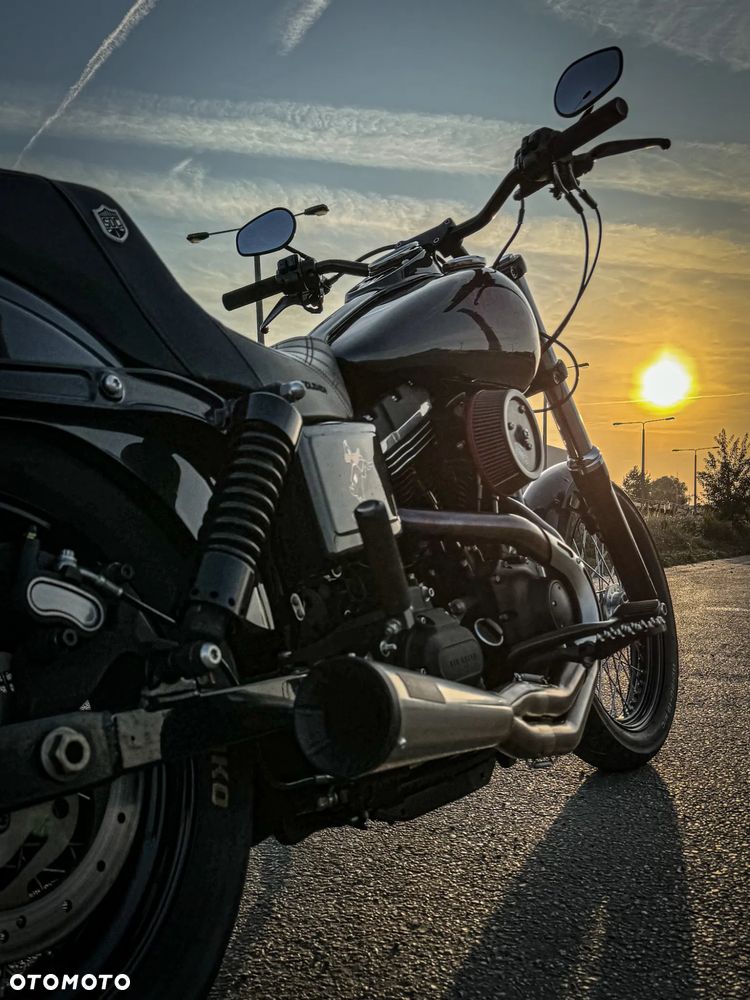 Harley-Davidson Dyna Street Bob - 14