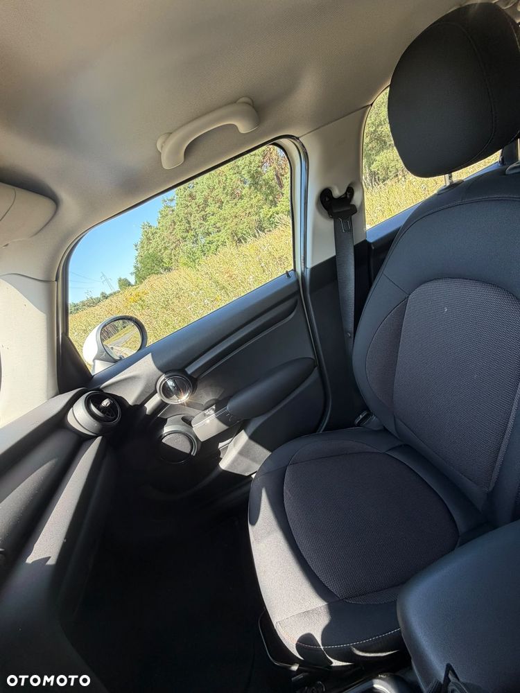 MINI ONE Standard - 9