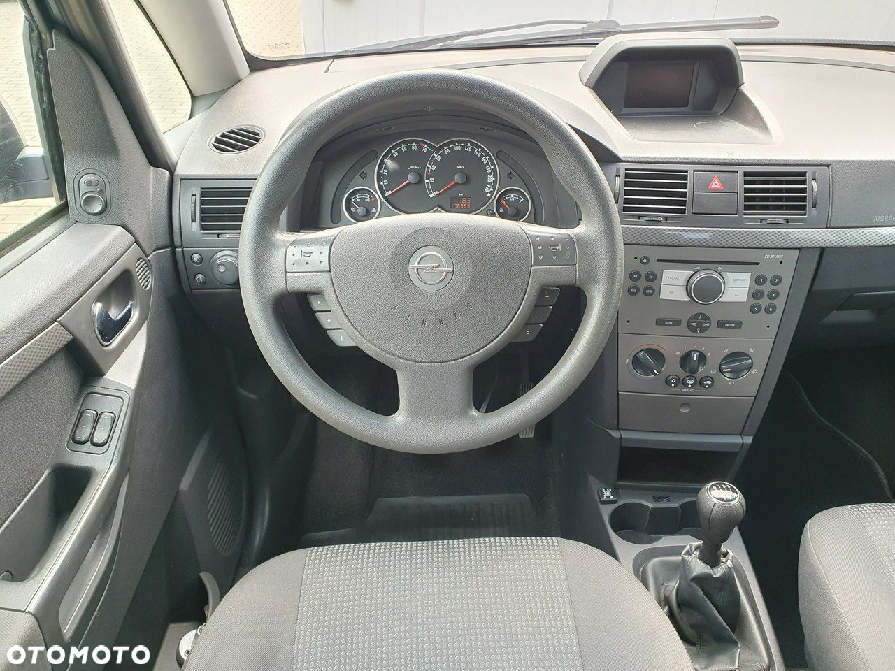 Opel Meriva - 9
