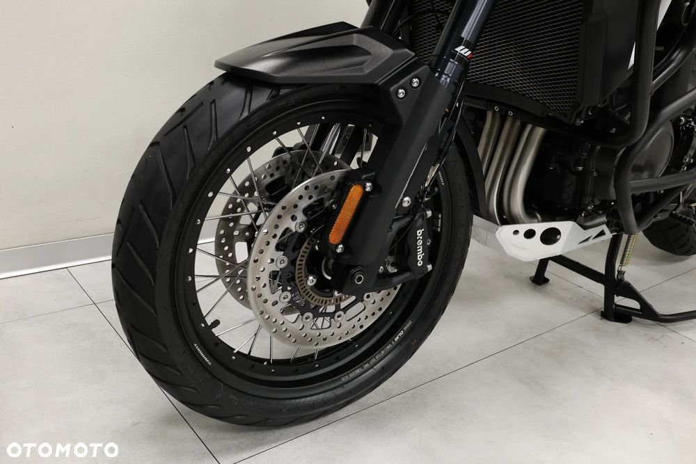 Triumph Tiger - 32