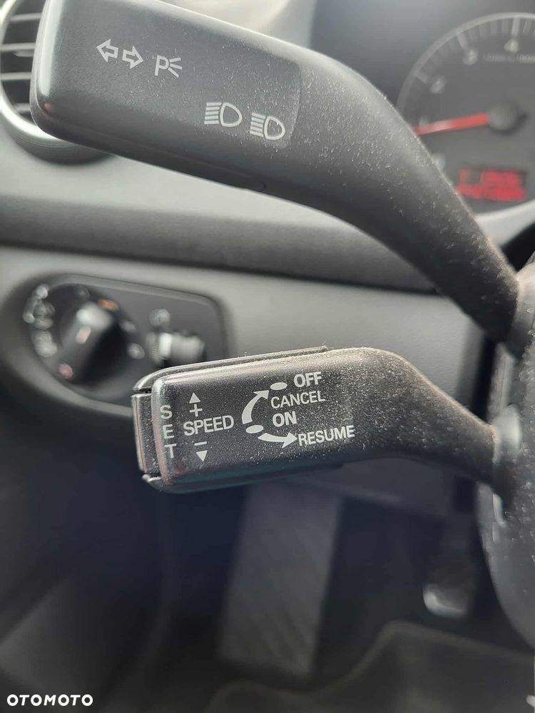 Audi A3 3-drzwiowe 2.0 FSI Ambiente - 24