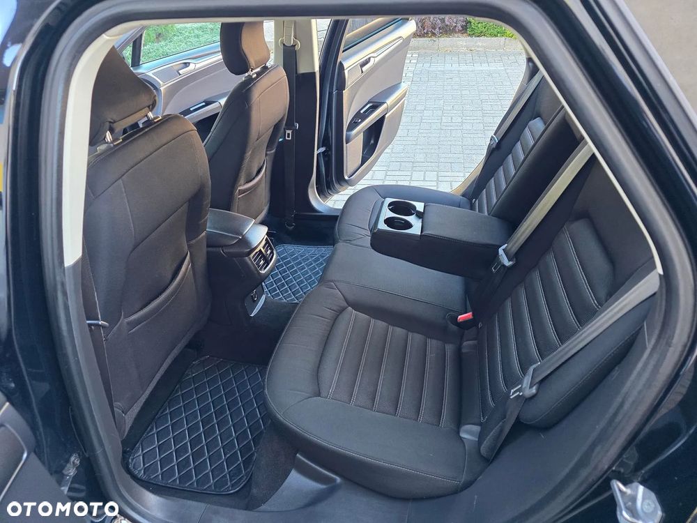 Ford Mondeo 2.0 TDCi Titanium - 22