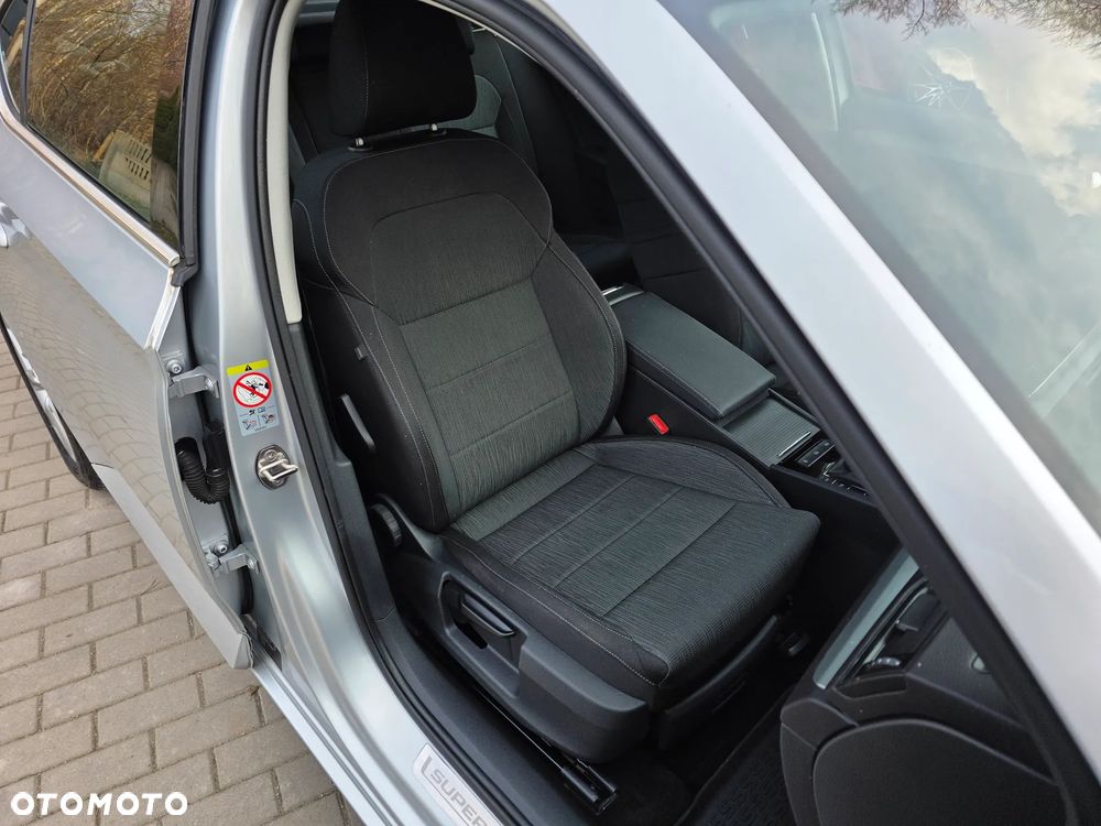 Skoda Superb 1.5 TSI ACT Ambition - 16