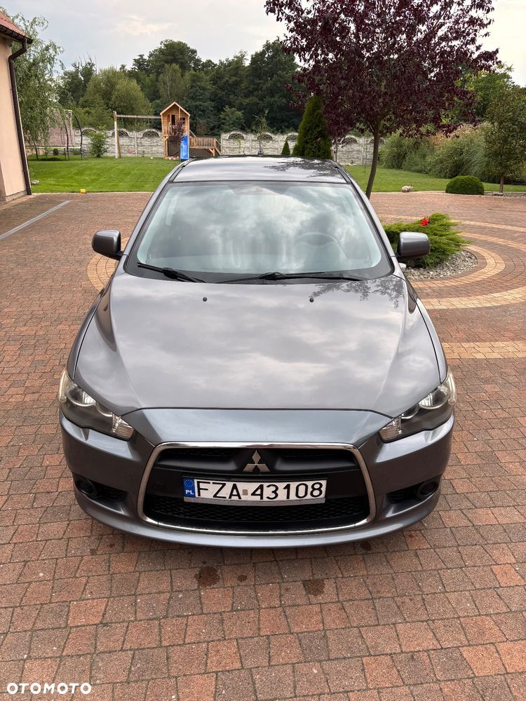 Mitsubishi Lancer - 8