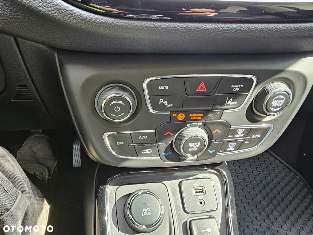 Jeep Compass 1.4 MultiAir Active Drive Automatik Limited - 27