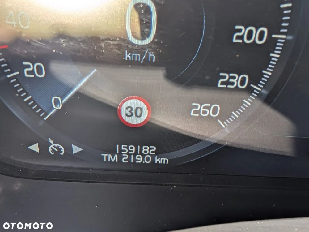 Volvo S60 B4 B R-Design - 23