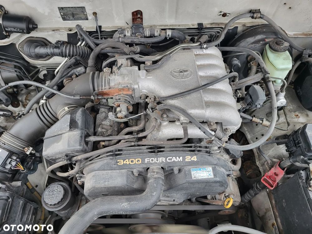 Toyota Land Cruiser - 21