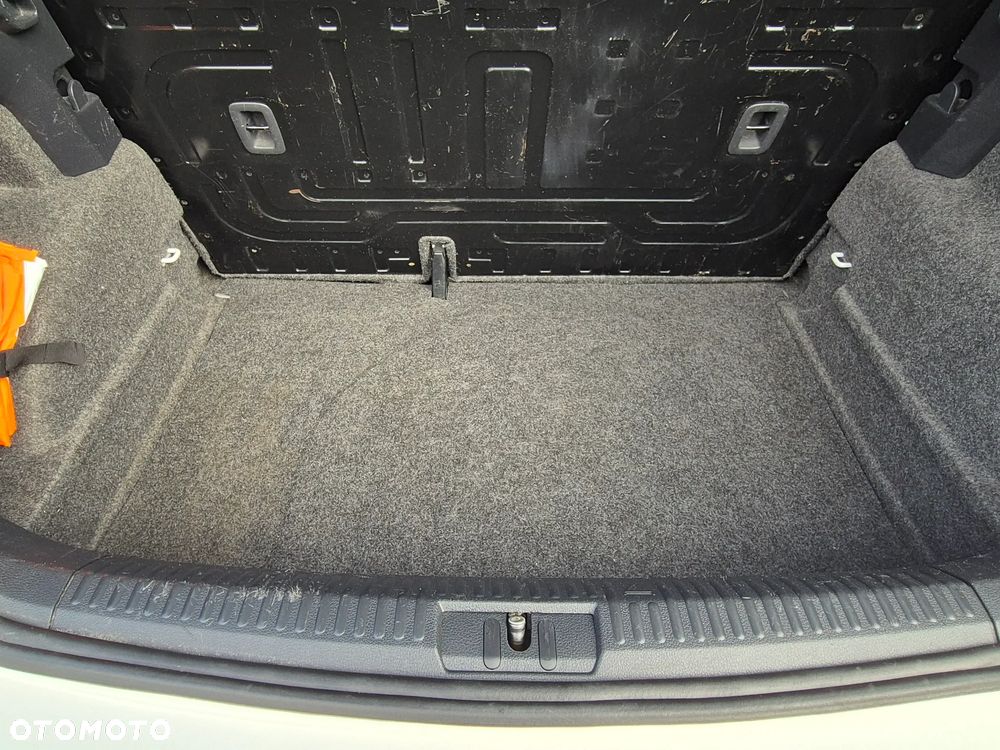 Volkswagen Polo 1.2 TDI Blue Motion - 15