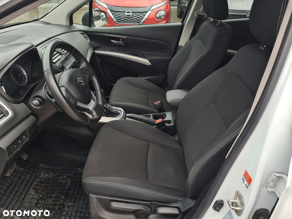 Suzuki SX4 S-Cross 1.4 T Premium - 8