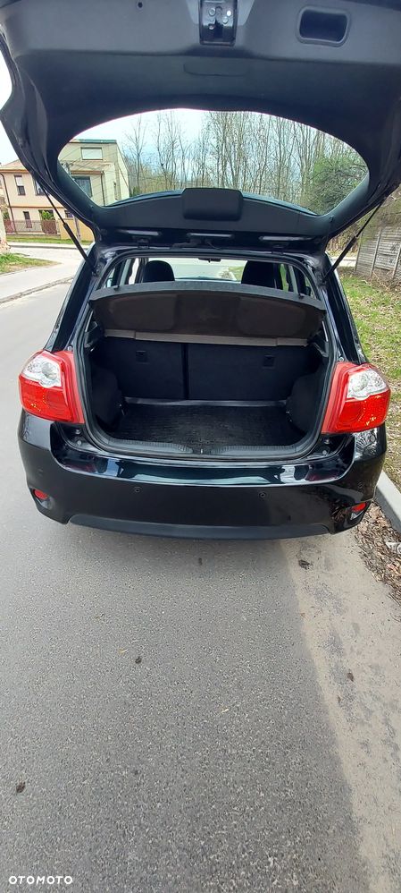Toyota Auris 1.6 Premium - 9
