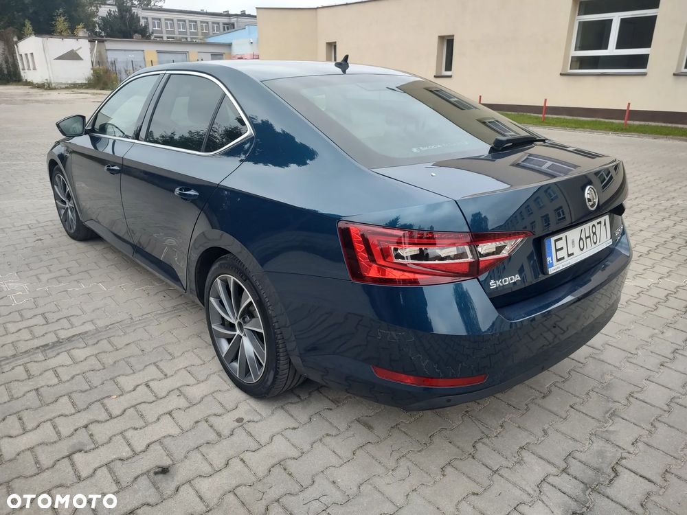 Skoda Superb 2.0 TDI 4x4 L&K DSG - 7