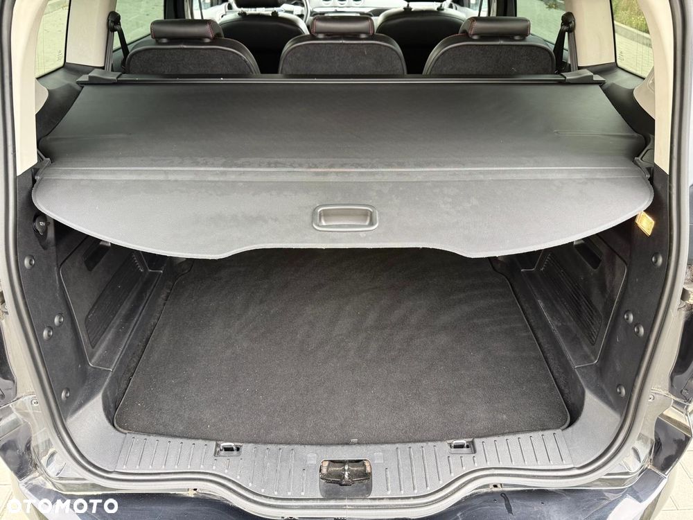 Ford S-Max 2.0 TDCi DPF Titanium X - 31